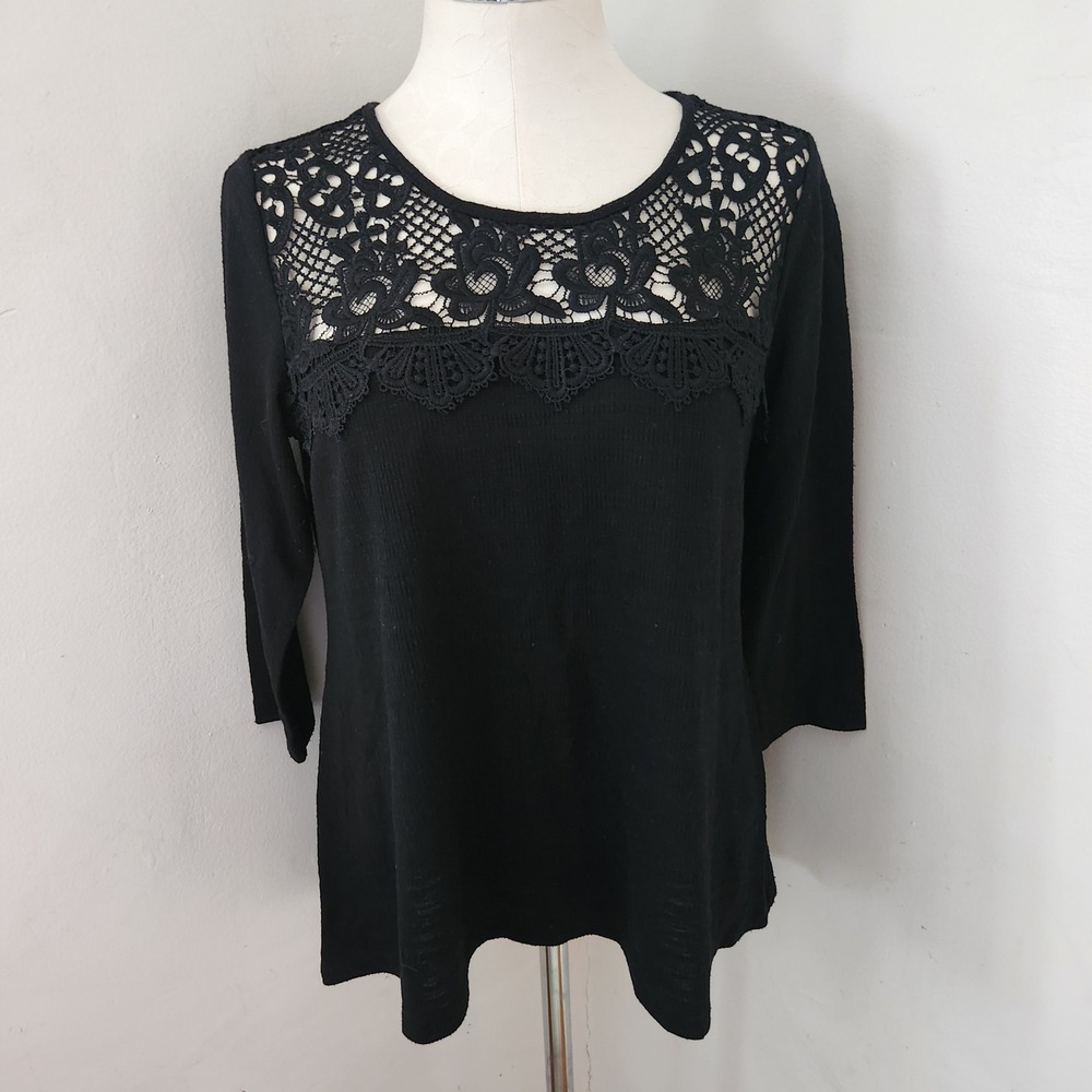Status‎ by Chenault Black Crochet Lace Yoke 3/4 Sleeve Knit Top Medium